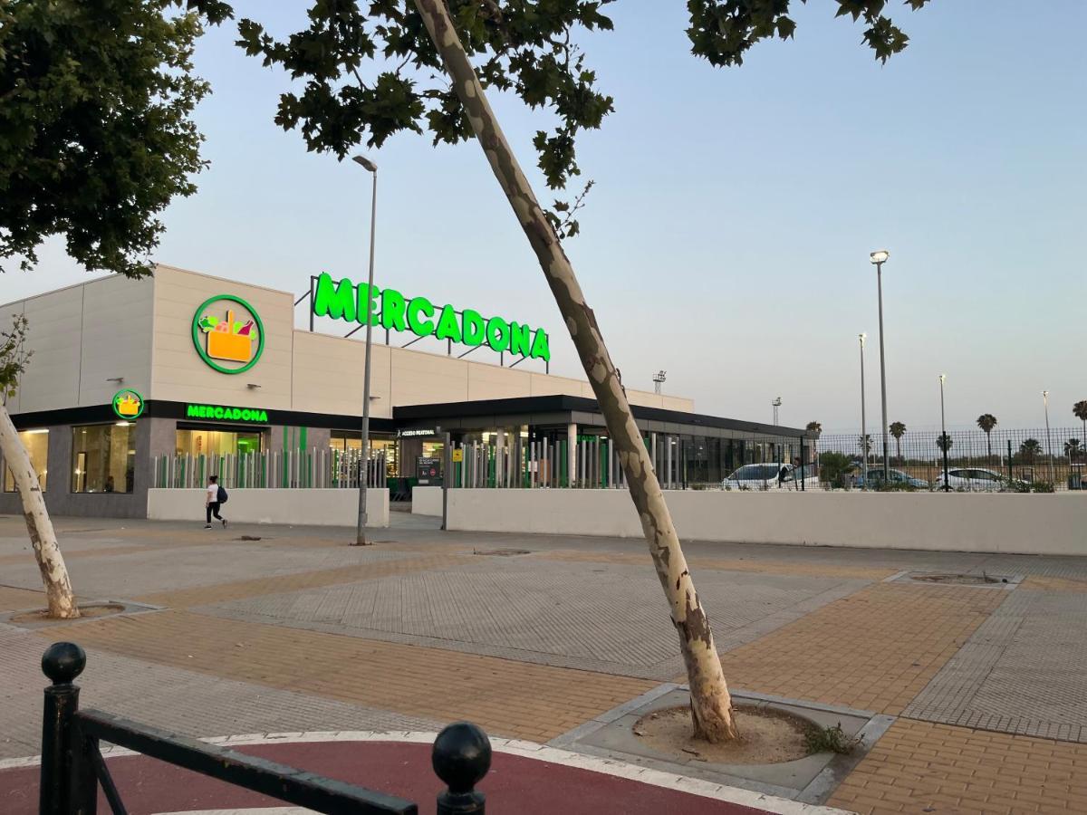 Mercado Y Playa Isla Cristina Exterior photo